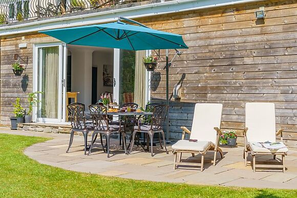 The Pool And Play Luxury Hideaway