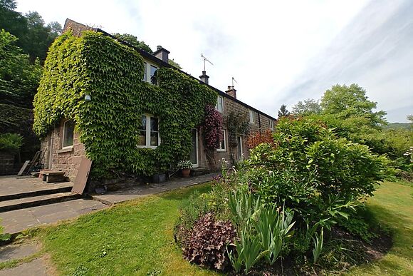 Canalside Cottage
