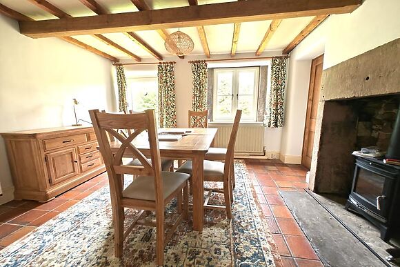 Canalside Cottage