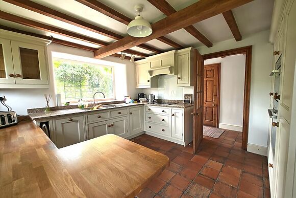 Canalside Cottage