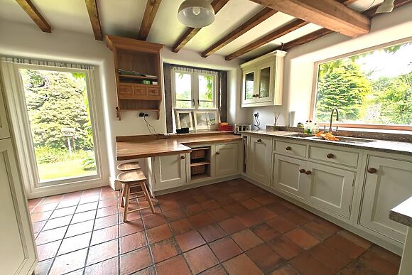 Canalside Cottage