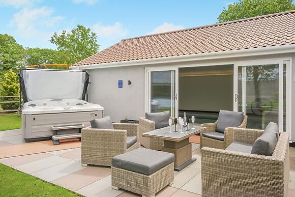 Wensum Retreat Sleeps 6