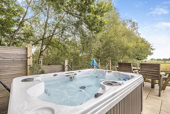 Robin Glamping Retreat