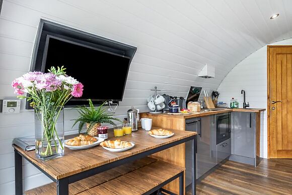 Robin Glamping Retreat