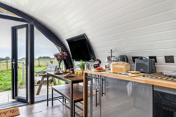 Robin Glamping Retreat