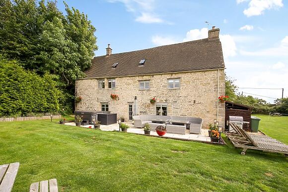 Luxury Court Manor House