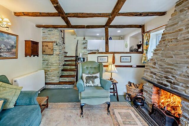 Bramble Cottage - Trefanny Hill