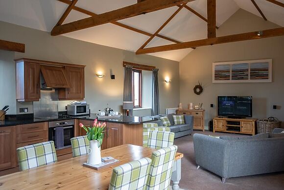 Heatherstone Cottage