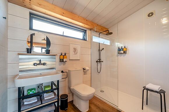Log Cabin