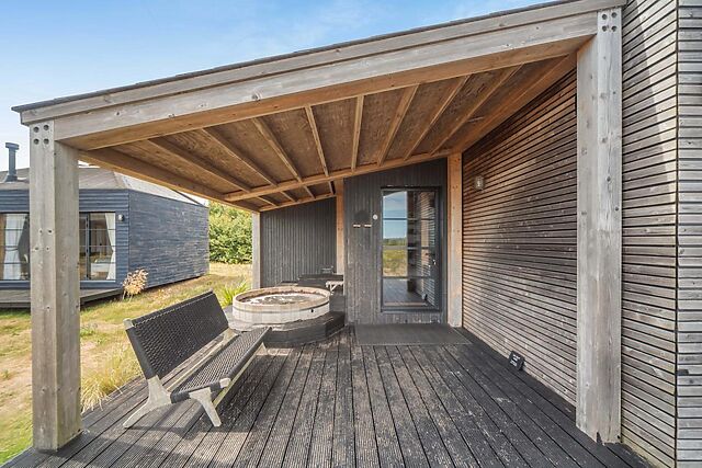Beach House Hot Tub