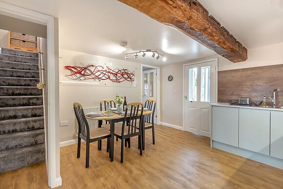Swan Cottage