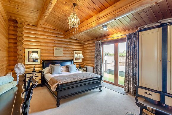 Roseberry Lodge