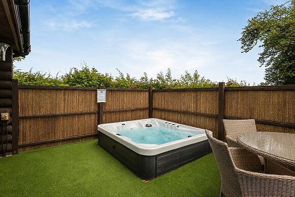 Roseberry Lodge