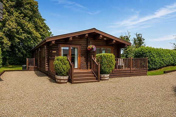 Roseberry Lodge