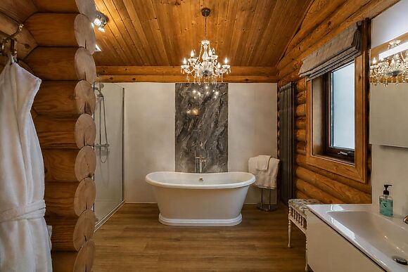 Wainstones Lodge