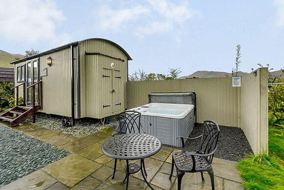 Blencathra Shepherds Hut