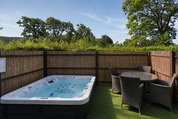Endeavour Lodge