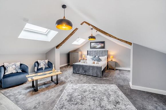 The Swallow - Mire House