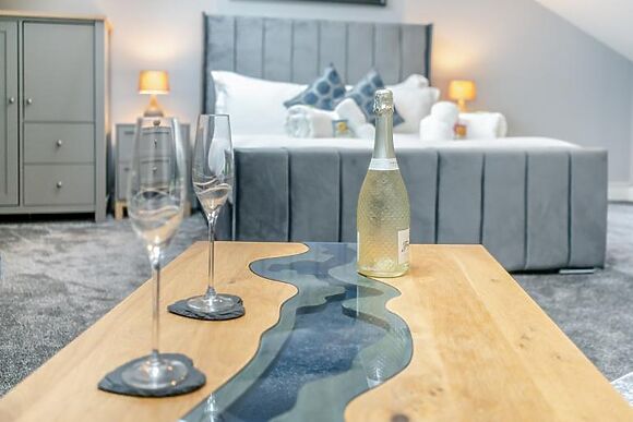 The Swallow - Mire House