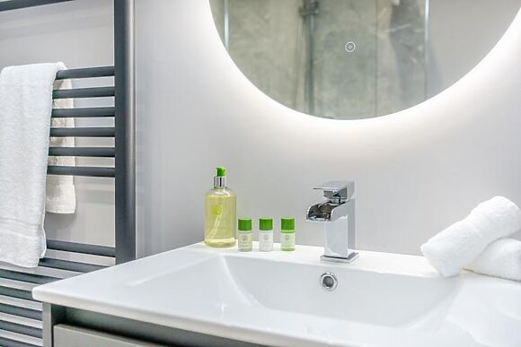 The Swallow - Mire House