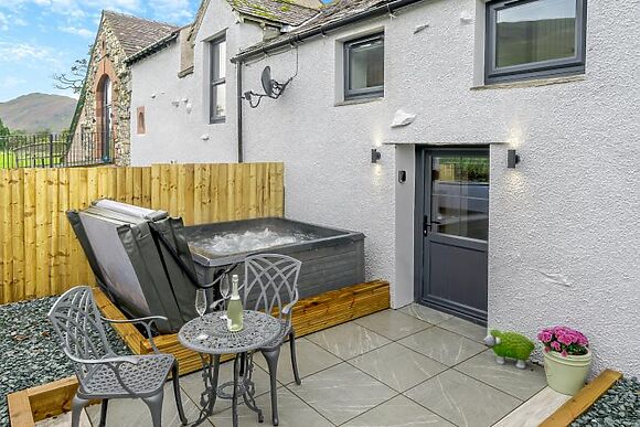 The Swallow - Mire House