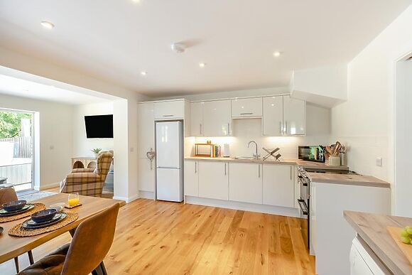 Hawthorn Cottage