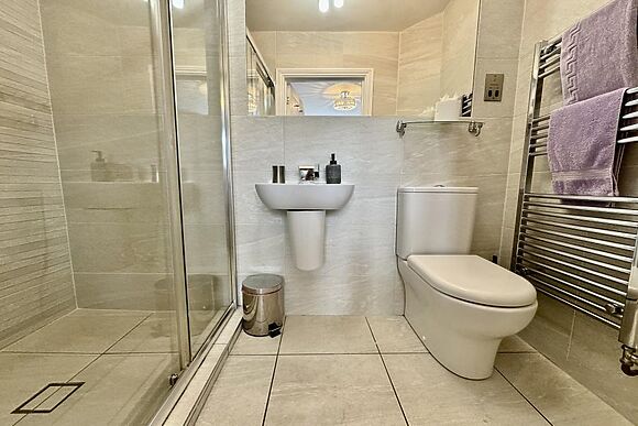 Bridge House Apartment 1