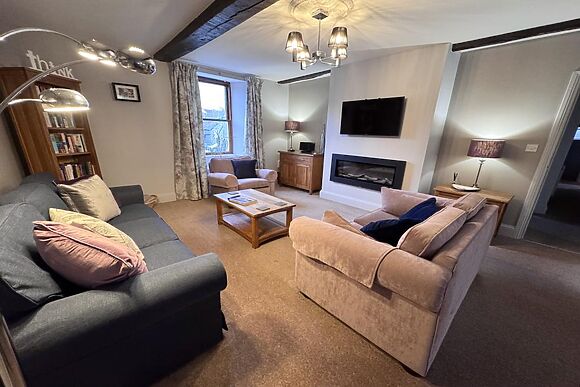 Bridge House Apartment 2