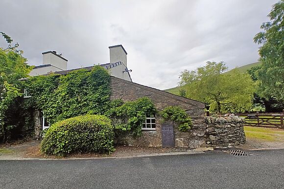 Betws Inn Bach