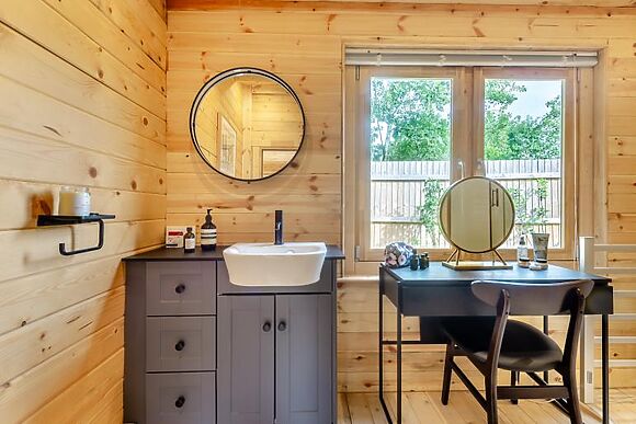 Woodlands Lavender Lake House