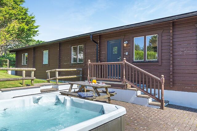 Leven Lodge
