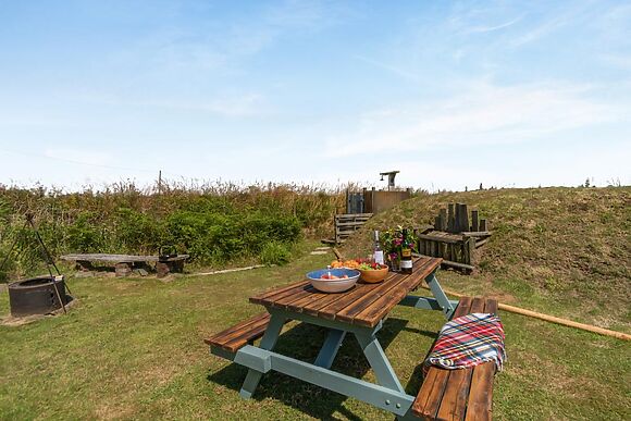1-Bedroom Cabin in Solva