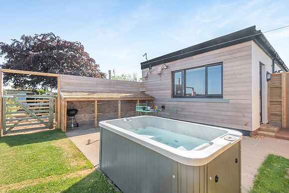 Broadview Hideaway