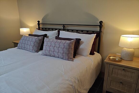 2-Bedroom Lodge with Balcony in Woodhall Spa