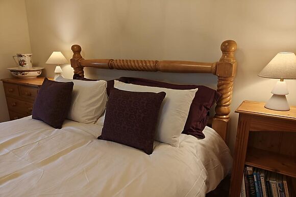 2-Bedroom Lodge with Balcony in Woodhall Spa