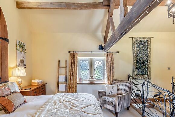 Sweet Knoll Farmhouse