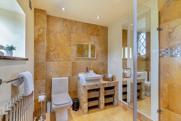 Sweet Knoll Farmhouse