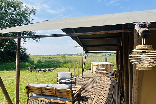 4-Bedroom Cottage with Hot Tub in Appledore