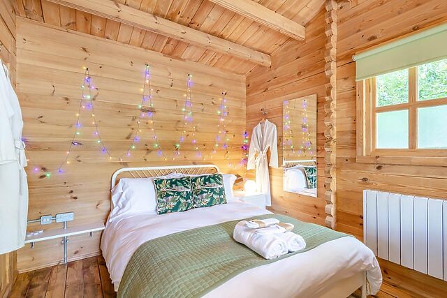 Acorn Lodge