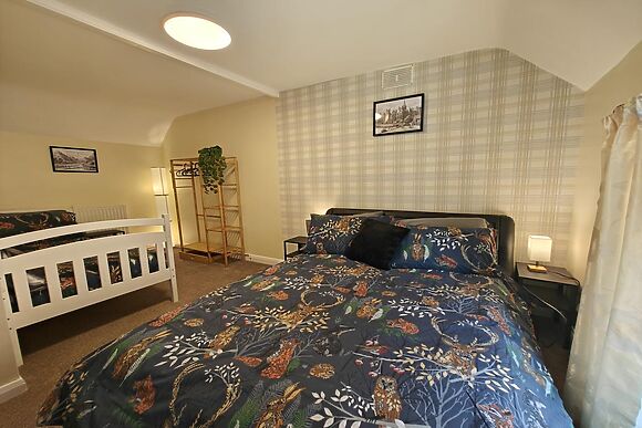 2-Bedroom Cottage with Log Burner in Ashbourne