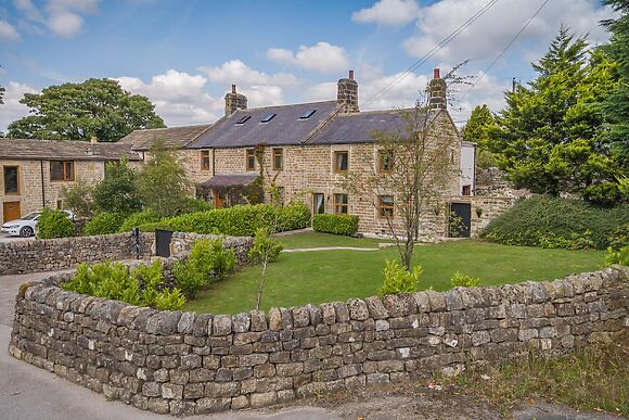 Heatherstone Cottage