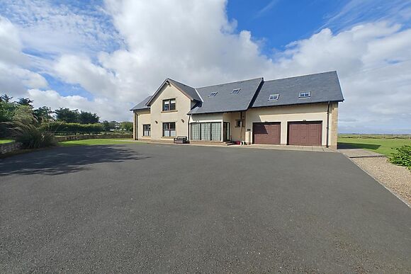 Large Cottage for 10 in Newton-by-the-Sea - photo 2 of 15