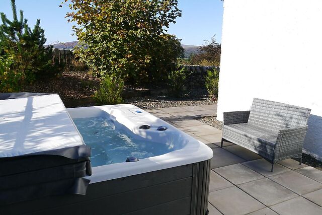 3-Bedroom Hot Tub Cottage in Gatehouse of Fleet