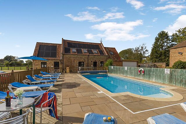 3-Bedroom Hot Tub Barn in King's Lynn