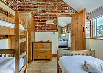Shire Cottage - Blashford Manor