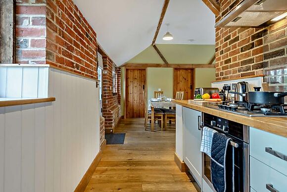 Shire Cottage - Blashford Manor