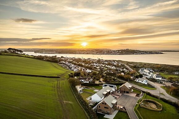 Eventide Instow
