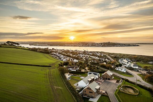 Eventide Instow