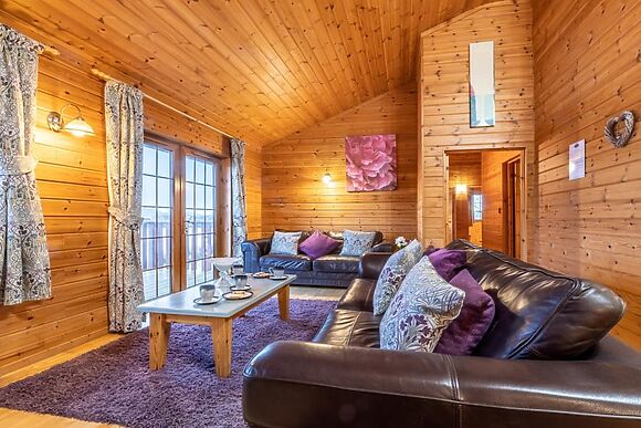 Clovelly Lakes Snow Goose Lodge Sixteen