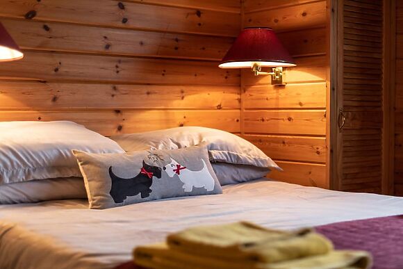Clovelly Lakes Snow Goose Lodge Sixteen